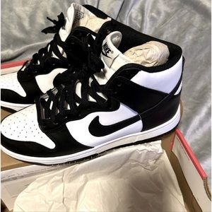 Authentic Nike high top Panda🐼